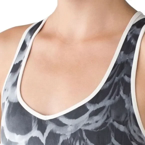 Lululemon Dance To Yoga Tank Pretty Plume Angel Wing Black / Black - Picture 5 of 16